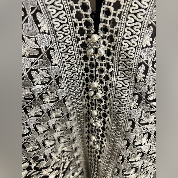 Black and White Desi Kurta - Picture 4 of 6